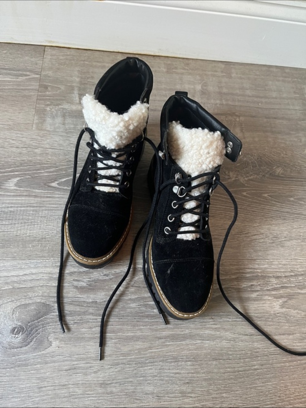 Black Suede Lace-Up Shearling Ankle Boots With Memory Foam